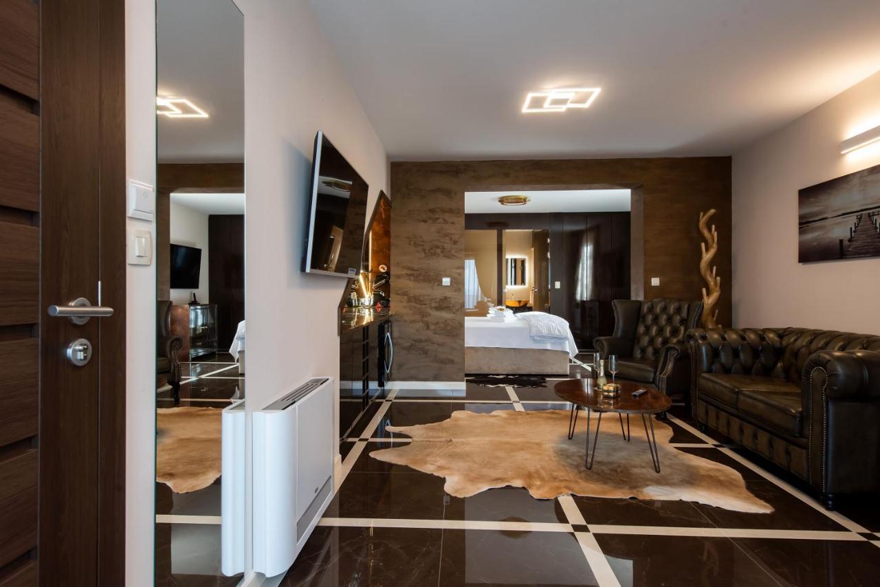 Suites Kod Guste Sukošan Exterior foto